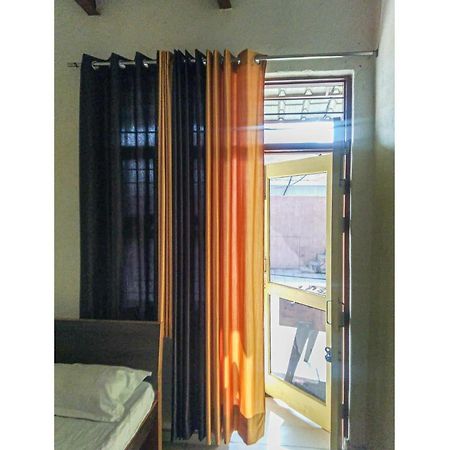 גורגאון Krittika Rao Dhaba By Wb Inn מראה חיצוני תמונה